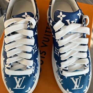 Louis Vuitton Monogram Escale Canvas Time Out Sneakers Size 6/36.5 -  Yoogi's Closet